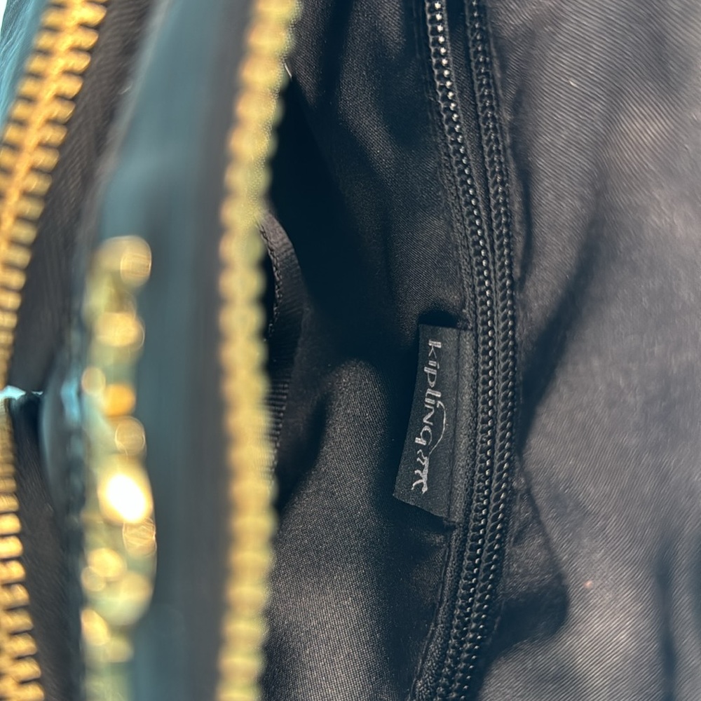 Kipling Versatile Bag - Picture 8 of 9